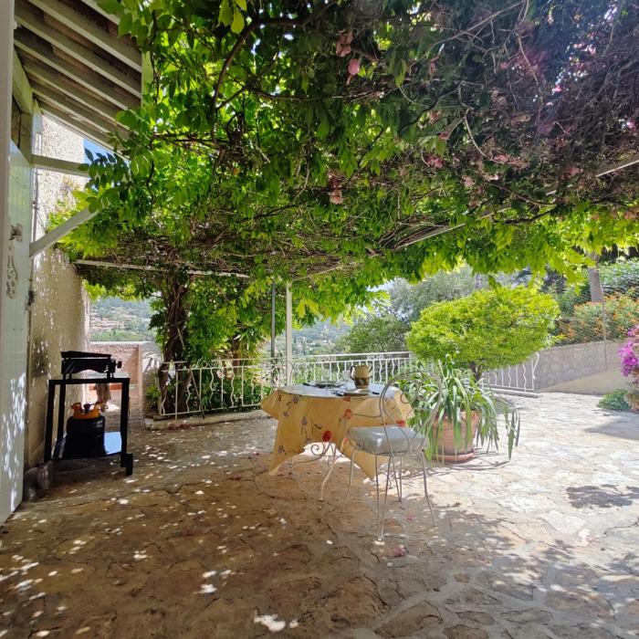 Charmant T2 à cassis