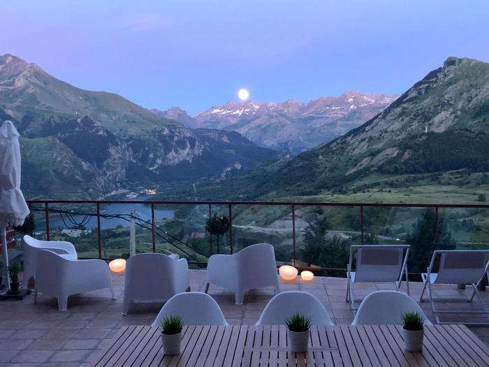 Las mejores vistas de Formigal se alquila 30 noches mínimo disponible del 29 de noviembre al 7 de enero