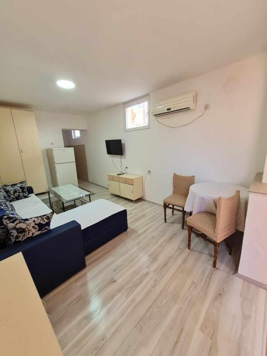 Ana Apartment