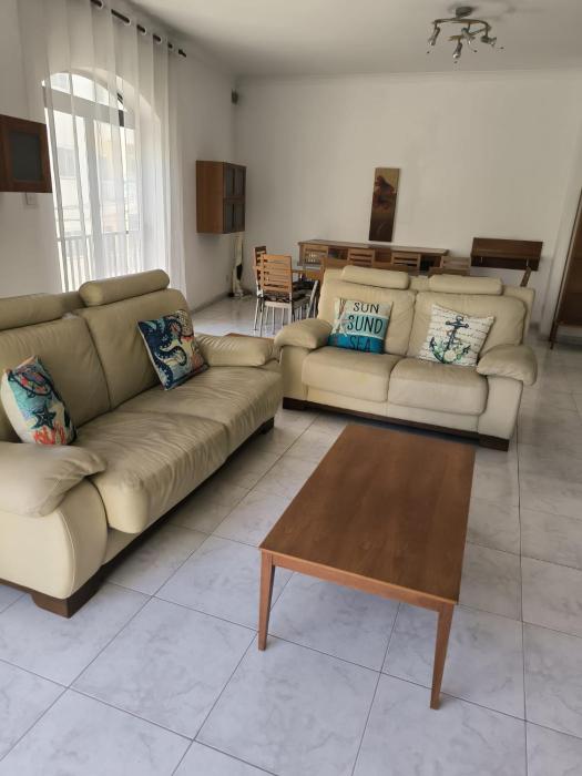 3 Bedrooms apartment 160sqm Balluta Bay by walk!