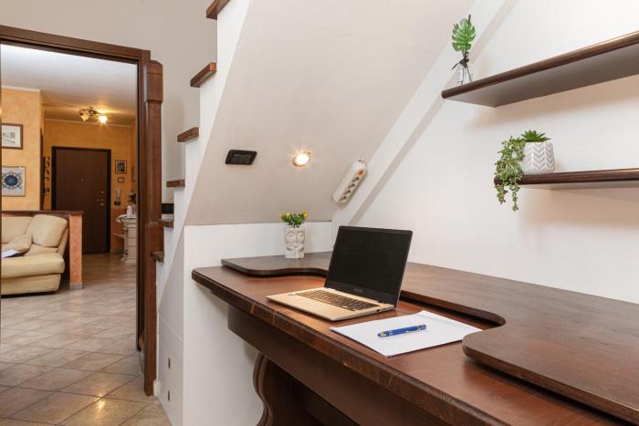 Ganden Apartment in Modena with Free Parking