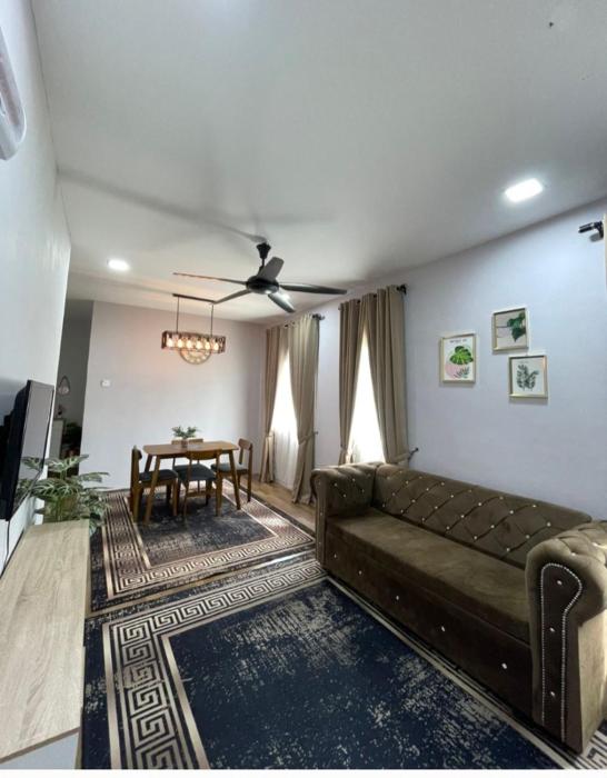 Homestay DHumairah kg Chabau JASIN