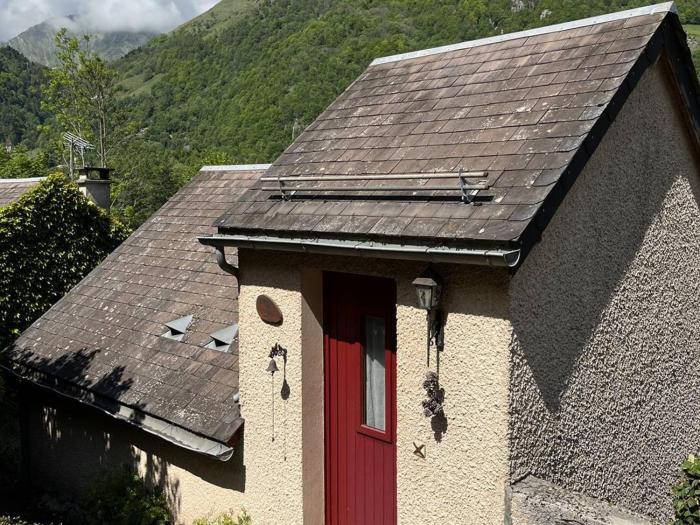 Chalet pour 6 personnes avec parking à Cauterets - FR-1-234-318