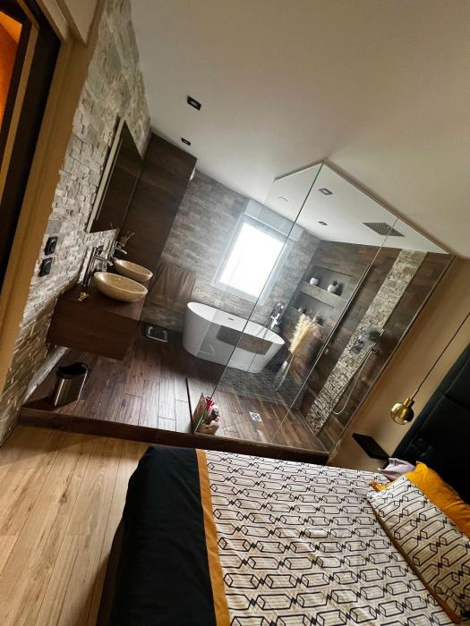 Luxueux appartement design architecte tout équipés 85m2 sur 2 niveaux plus 2 terrasses de 15m2 dans résidence privé
