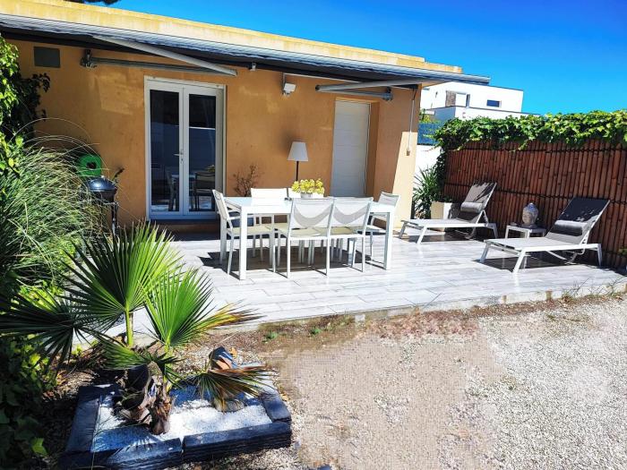 Maison confortable à La Ciotat avec terrasse privée