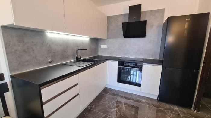 Urbana Rijeka - dvije spavaće sobe - blizu centra - brzi internet