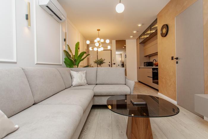 Stunning apartment Bella on Žnjan Beach, private parking
