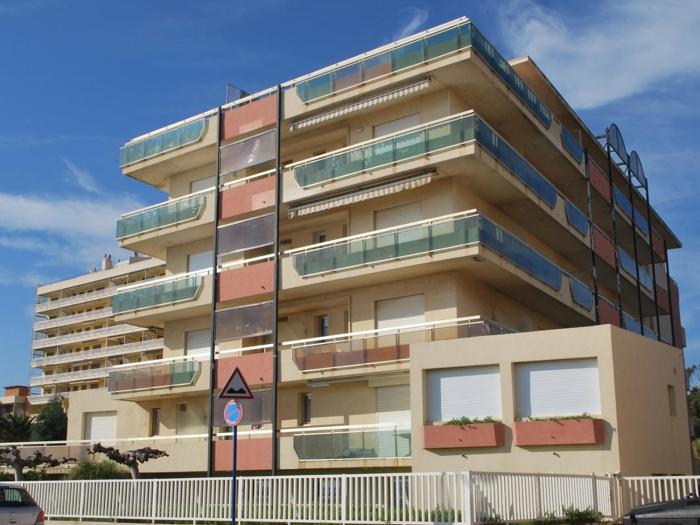 Studio proche plage avec parking pour 2 pers. - FR-1-803-11