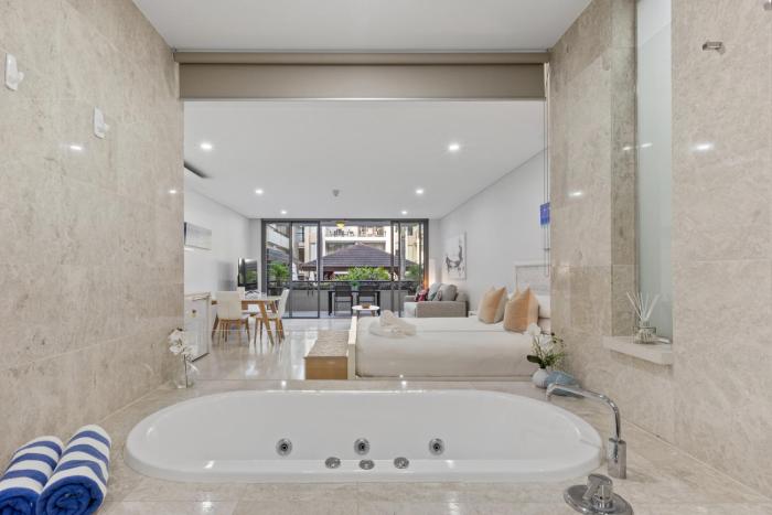 Luxe King Studio Apartment in Santai Resort