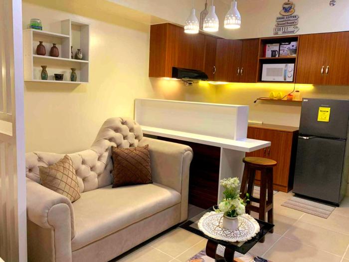 Lightroom Tagaytay Serin East with Taal view & Wi-Fi