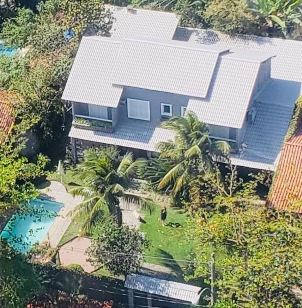 Casa ampla condomínio Maramar