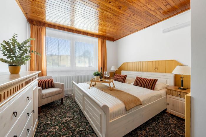 VILA FAMELIA VALTICE Adults only, klid a pohoda pro dospělé