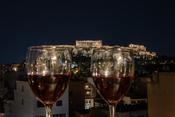 NEW! Unbelievable Acropolis View Jacuzzi flat!