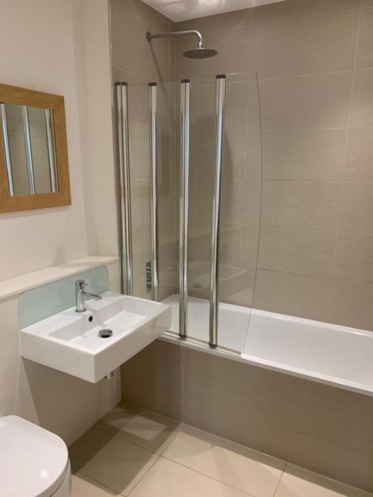 Spacious and Central 3 Bedroom House in Paddington