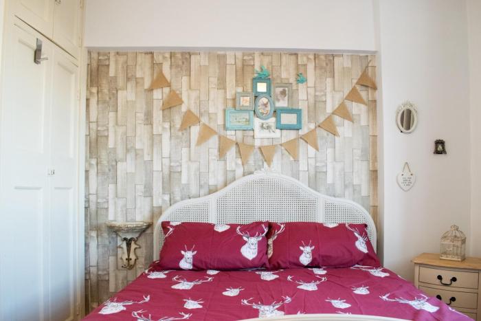 Beautifully Decorated Contemporary 2 Bedroom Flat