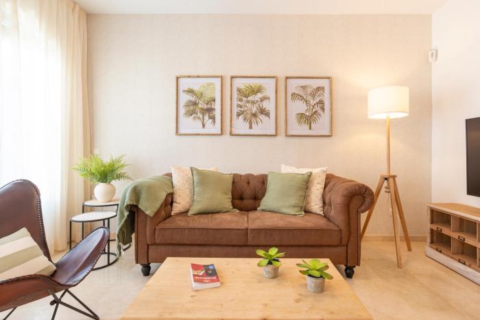 Apartment & Pool in Malaga City Center