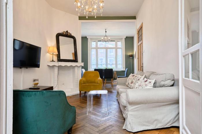 Beautiful 1900 house full equipped, 4bdrm+ garden!