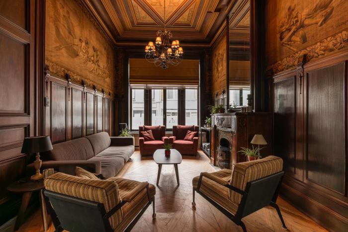 Luxueus vakantiehuis in hartje Ronse met 7 slaapkamers & badkamers