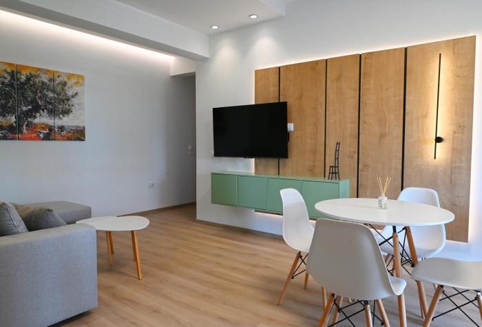 Twins Luxury Apartment Central Stay with Parking Nafplio