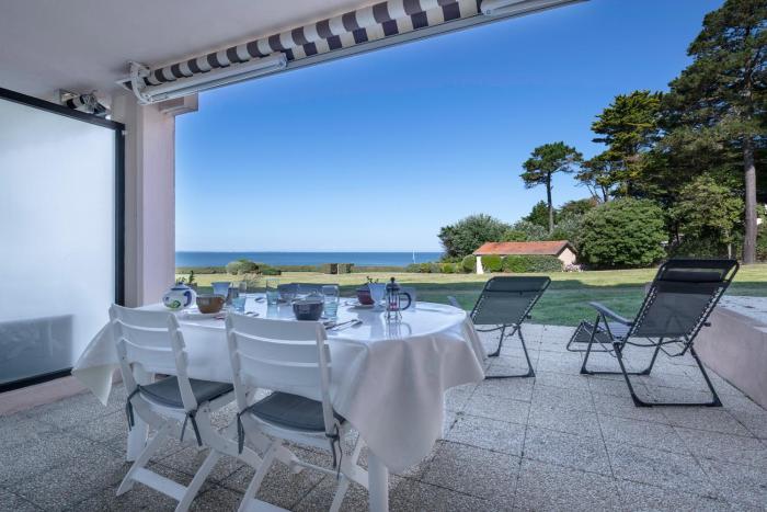 Bord de mer, rez-de-terrasse pour 4, Pornic