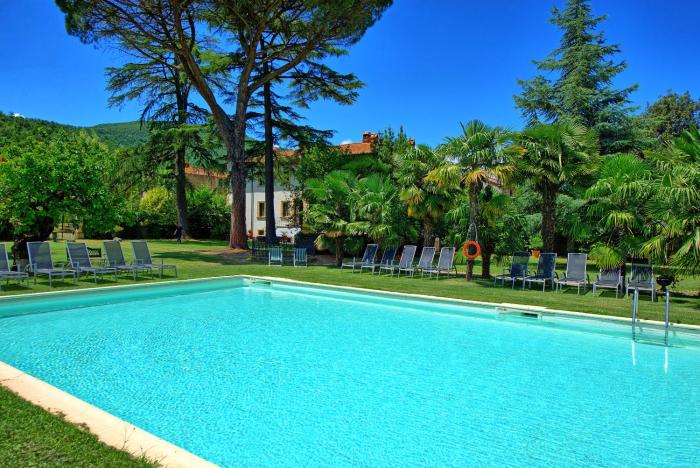 Villa Capolona by PosarelliVillas