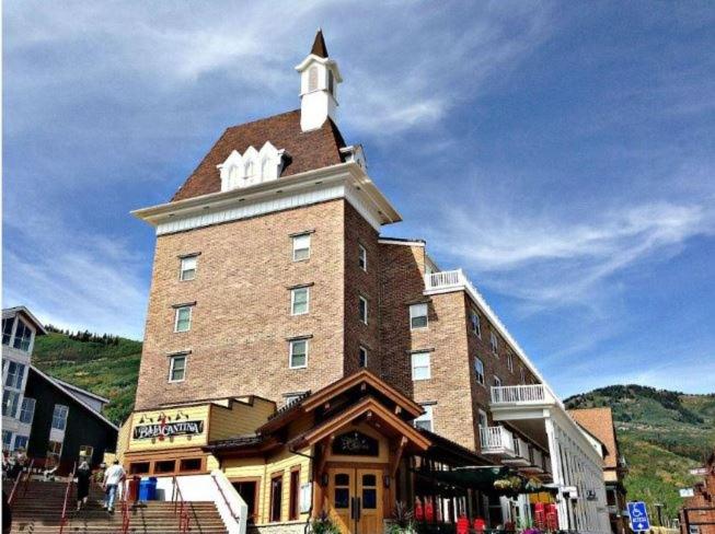 Resort Plaza 5022 condo