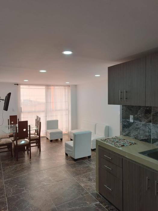 Cómodo Apartamento Con Balcón