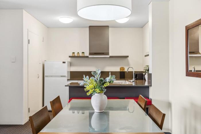 Cozy 2-Bedroom Apartment with City Views