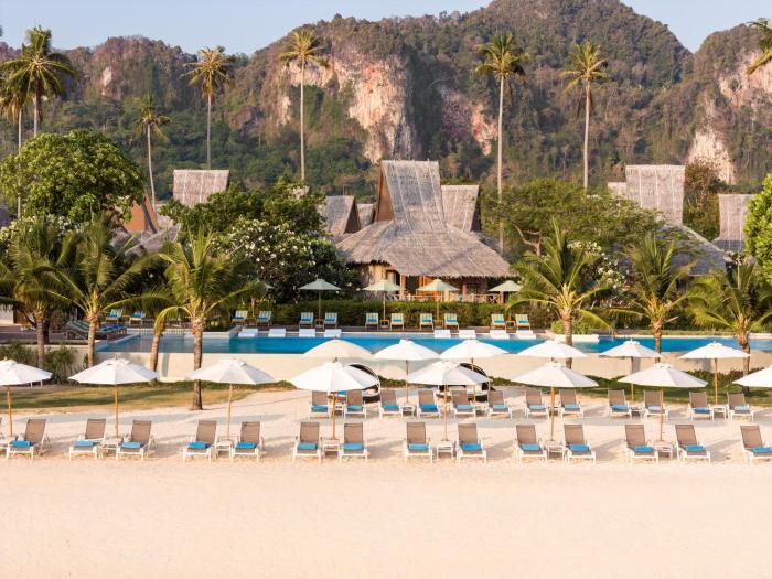SAii Phi Phi Island Village - Complimentary Shared Speedboat Transfer for 5 Nights and Longer