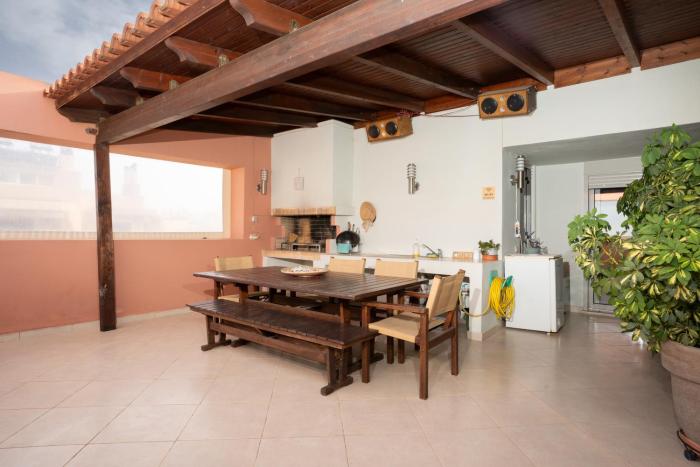 Marias Airport Apartment, 4 metro, 10 airport, 15 beach, 40 city center