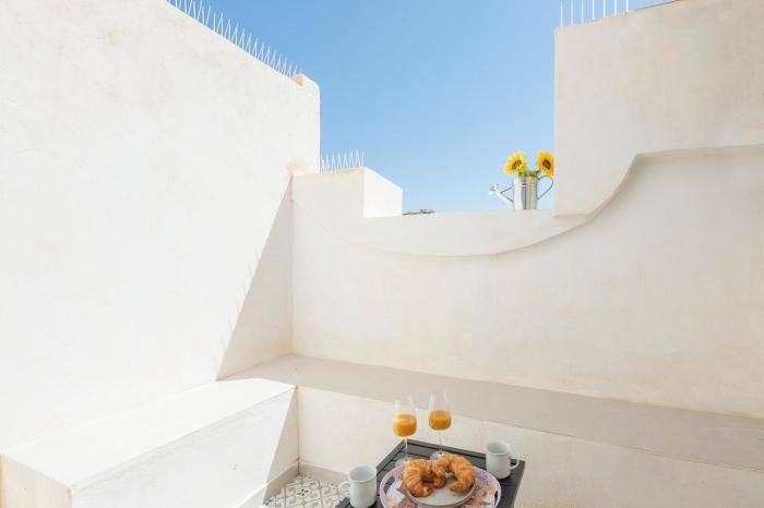 The 2nd in the 14 Alvarez Street