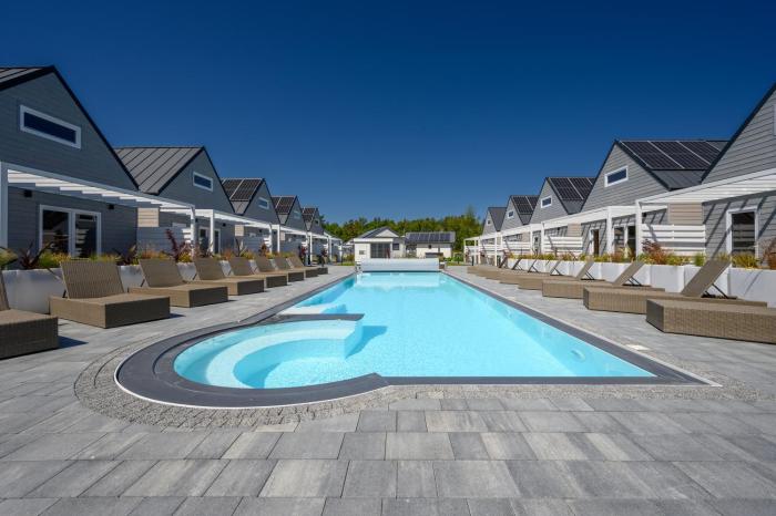 RESORT za lasem II