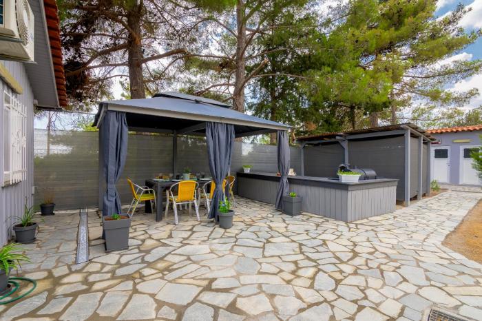 Evaggelias Summer Resort