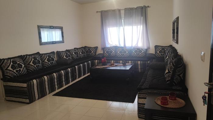 Appartement Saidia, grand salon, 2 chambres et climatisation