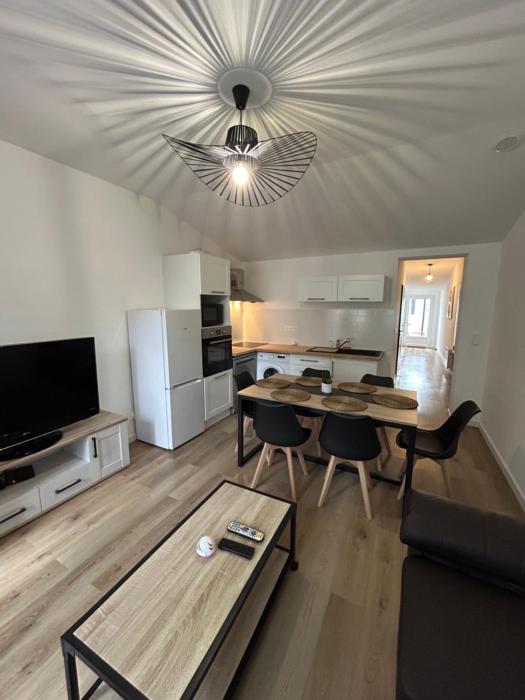 Belle petite maison proche de la mer