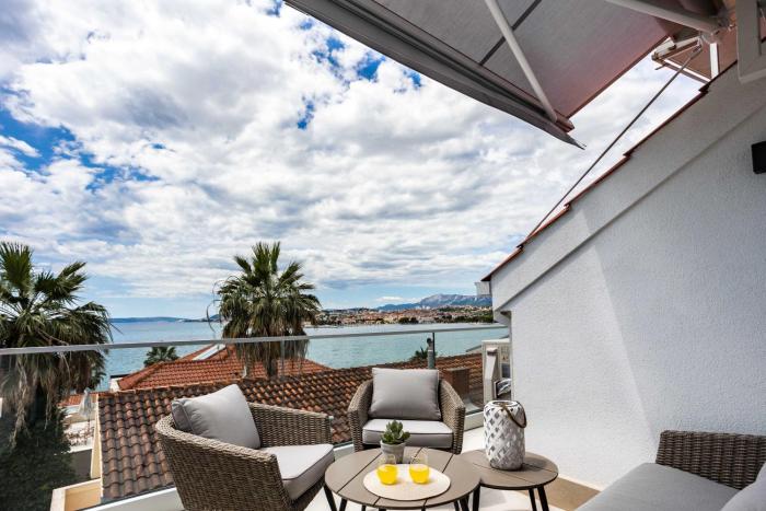 Sea view APARTMENT PEPE