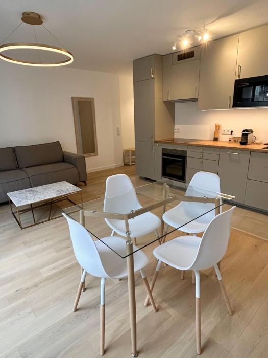 Nice flat Paris Clichy