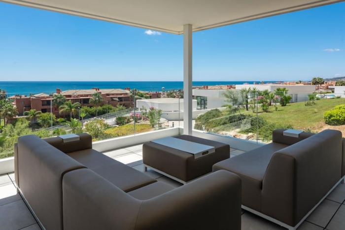 Modern & bright apart sea view