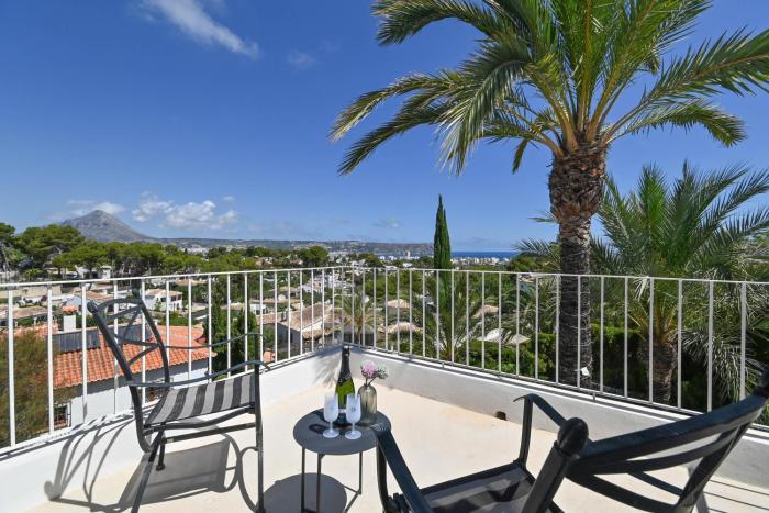 Pa Capona by Aguilarent