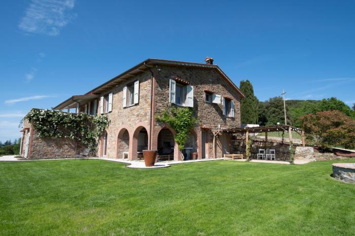 Luxury farmhouse "Villa Lidia Umbria - la dolce vita at its best!