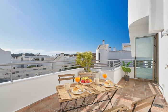 Vitania I Resort Penthouse with Jacuzzi