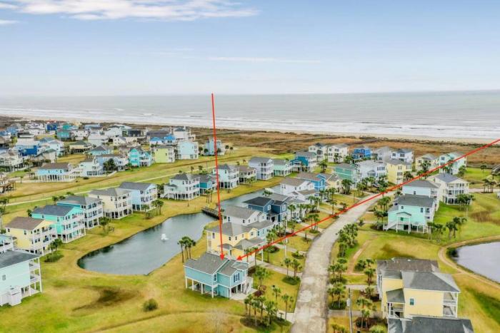 A Wave Away Fabulous Beach Home at Pointe West Resort