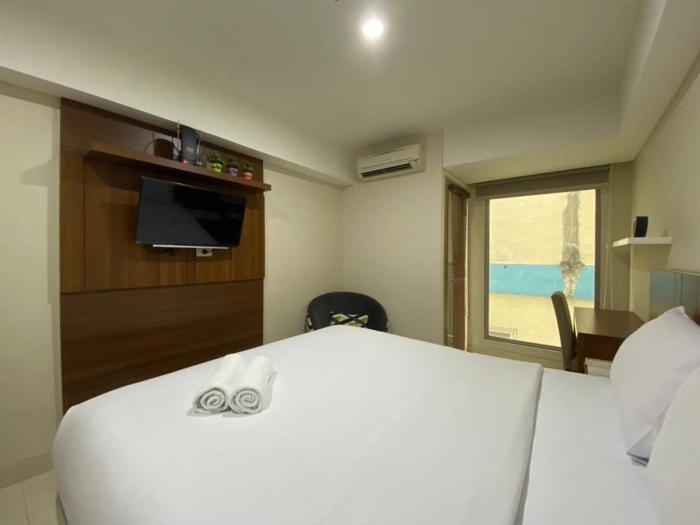 New and Homey Studio Apartment at Warhol (WR) Residence By Travelio