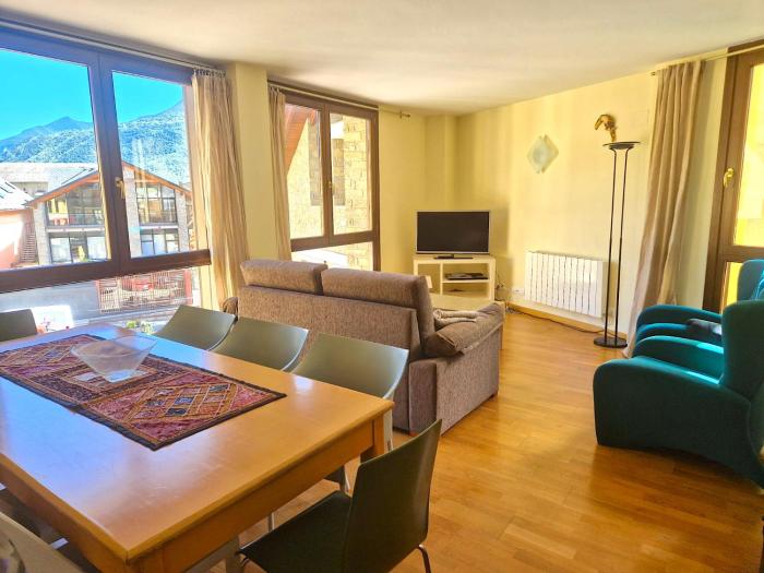 Apartament familiar amb vistes by RURAL DÀNEU