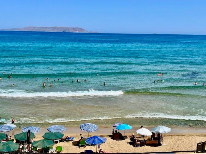 Beachfront Bliss 10 Meters to Golden Sands!