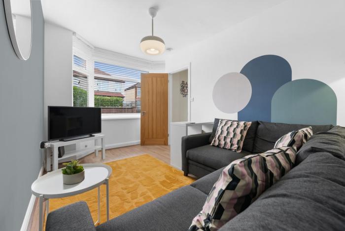 3BR nr Warwick Uni-Free Parking, Fast WiFi, Sleeps 6