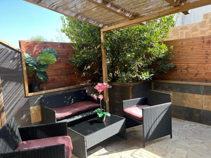 Rêves de vie le "figuerolles" avec terrasse et parking privés