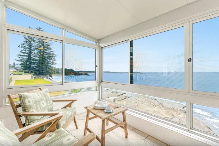 Luxe Oceanfront Apartment