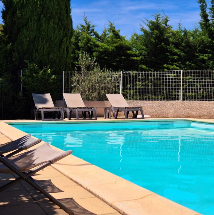 Logis Hôtel Le Mistral - Restaurant - Montélimar Sud