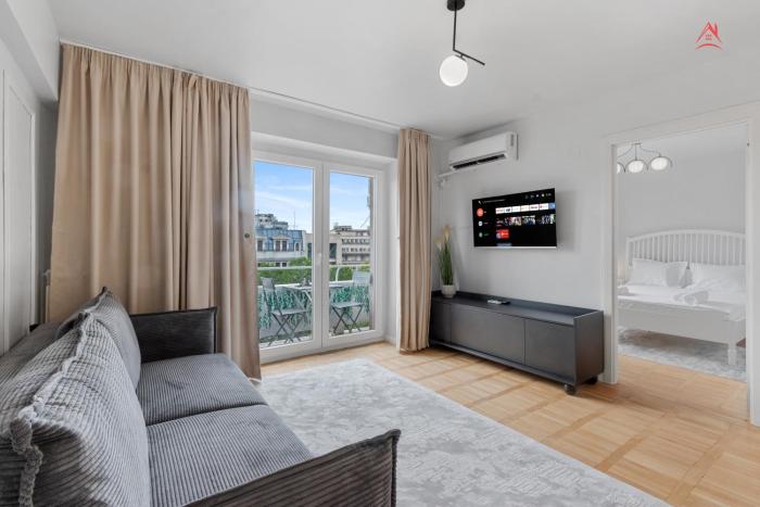 Beautique Apartament Panoramic View on People Palace